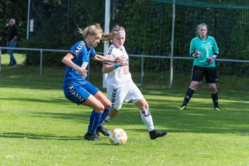 Bild 8 - F SV Henstedt Ulzburg II - SSC Hagen Ahrensburg : Ergebnis: 0:4